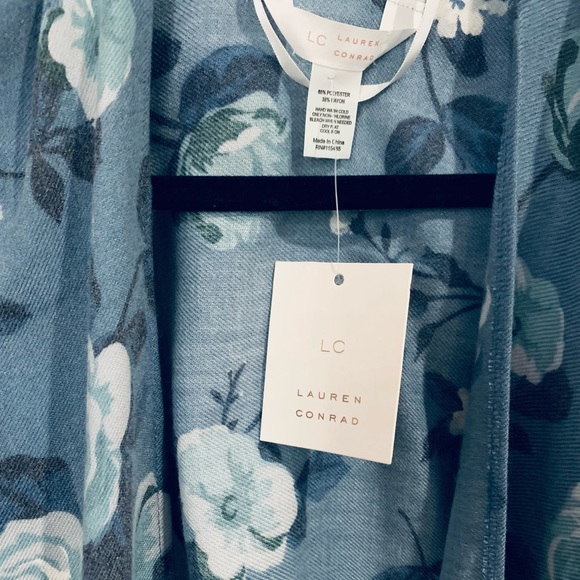 LAUREN CONRAD | blanket cardigan - Picture 2 of 3